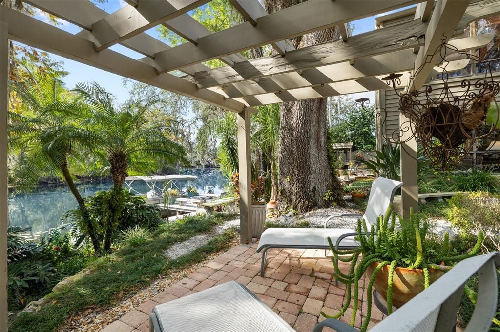 For Sale: $949,900 (4 beds, 3 baths, 3505 Square Feet)