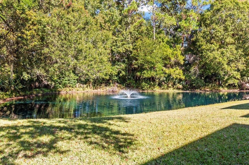 На продажу: $199,900 (2 спален, 2 ванн, 1083 Квадратных фут)