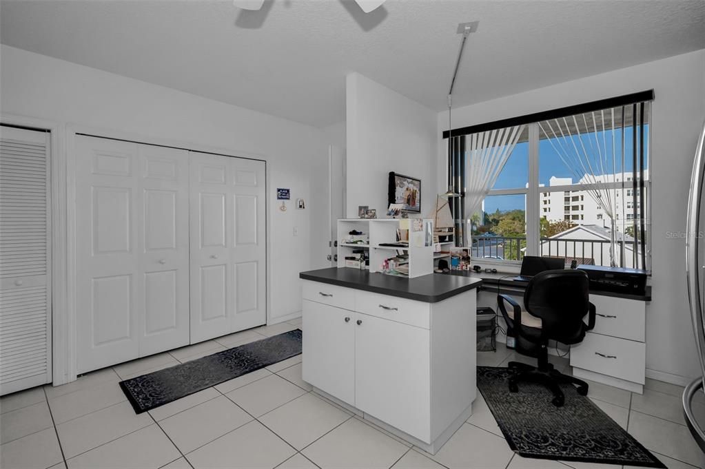 For Sale: $369,000 (2 beds, 2 baths, 1320 Square Feet)