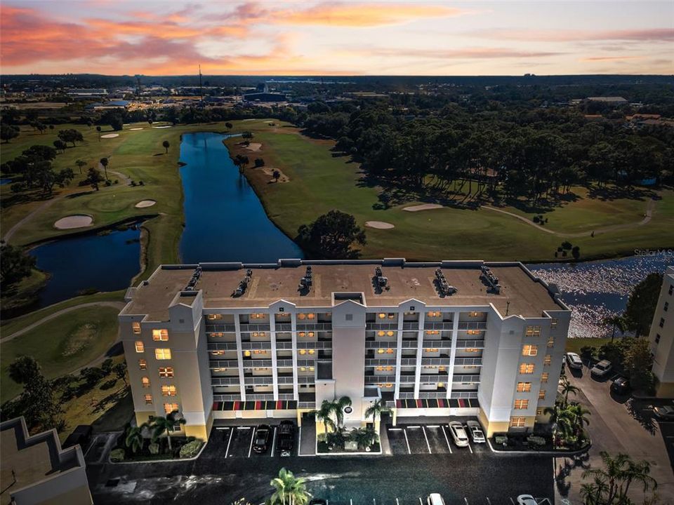 For Sale: $369,000 (2 beds, 2 baths, 1320 Square Feet)