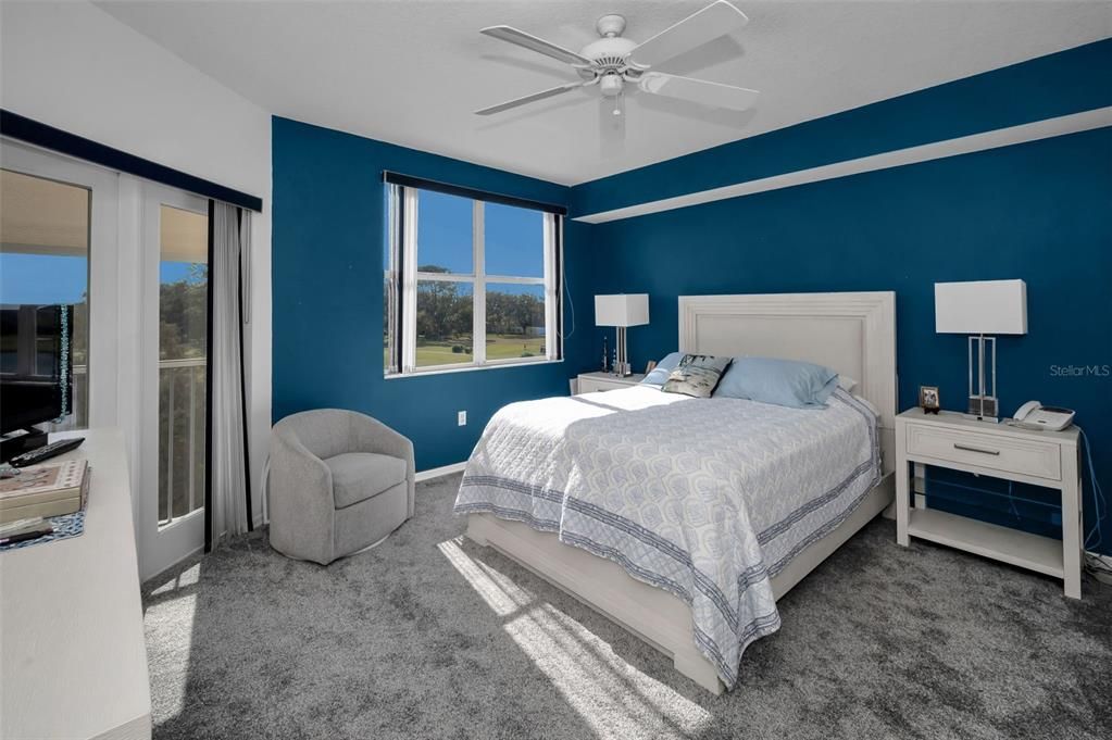 For Sale: $369,000 (2 beds, 2 baths, 1320 Square Feet)