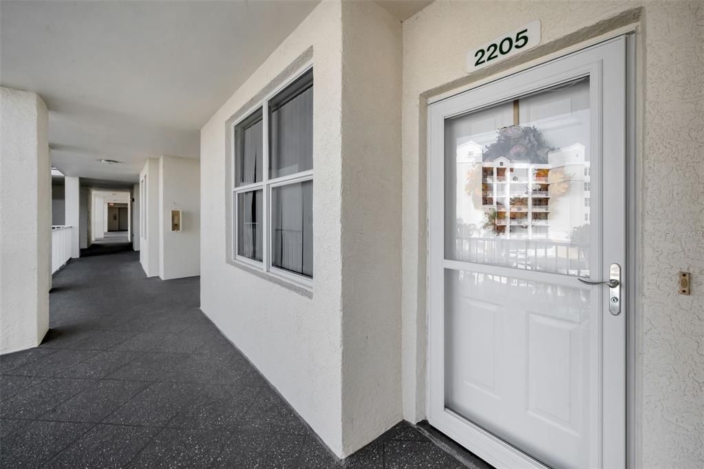 For Sale: $369,000 (2 beds, 2 baths, 1320 Square Feet)