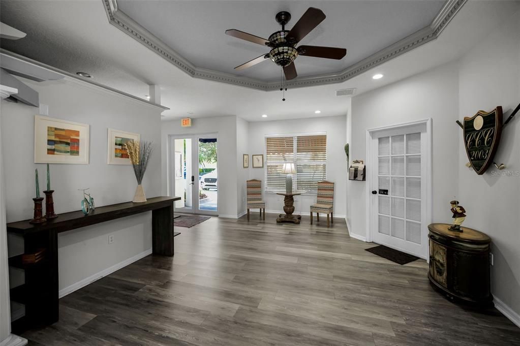 For Sale: $369,000 (2 beds, 2 baths, 1320 Square Feet)