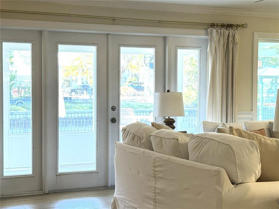 For Rent: $3,500 (3 beds, 2 baths, 2114 Square Feet)