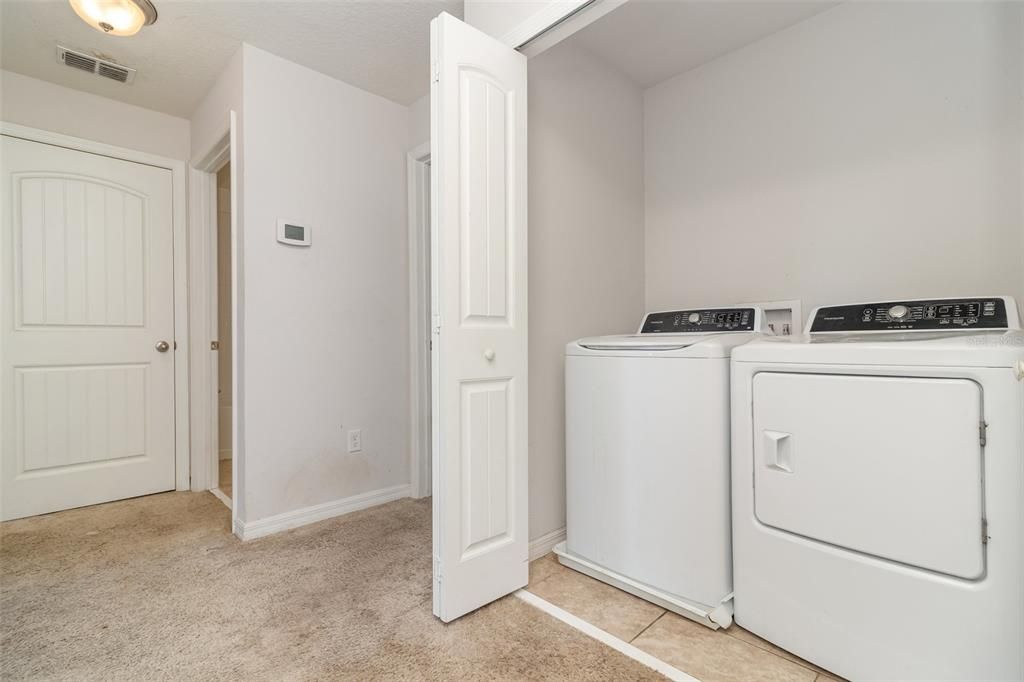 Под контрактом: $365,000 (3 спален, 2 ванн, 1568 Квадратных фут)