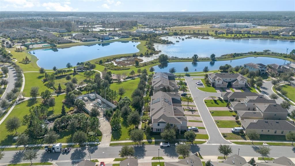 Под контрактом: $365,000 (3 спален, 2 ванн, 1568 Квадратных фут)