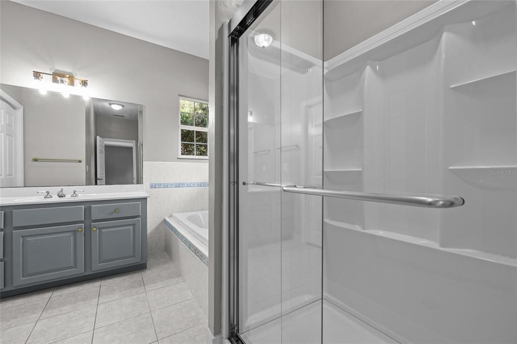 待售: $749,000 (4 贝兹, 3 浴室, 3293 平方英尺)