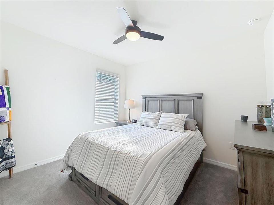 Active With Contract: $265,000 (3 beds, 2 baths, 1672 Square Feet)