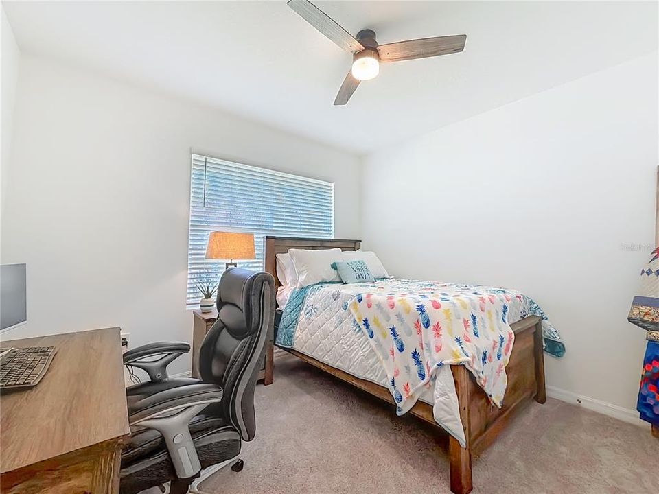 Active With Contract: $265,000 (3 beds, 2 baths, 1672 Square Feet)