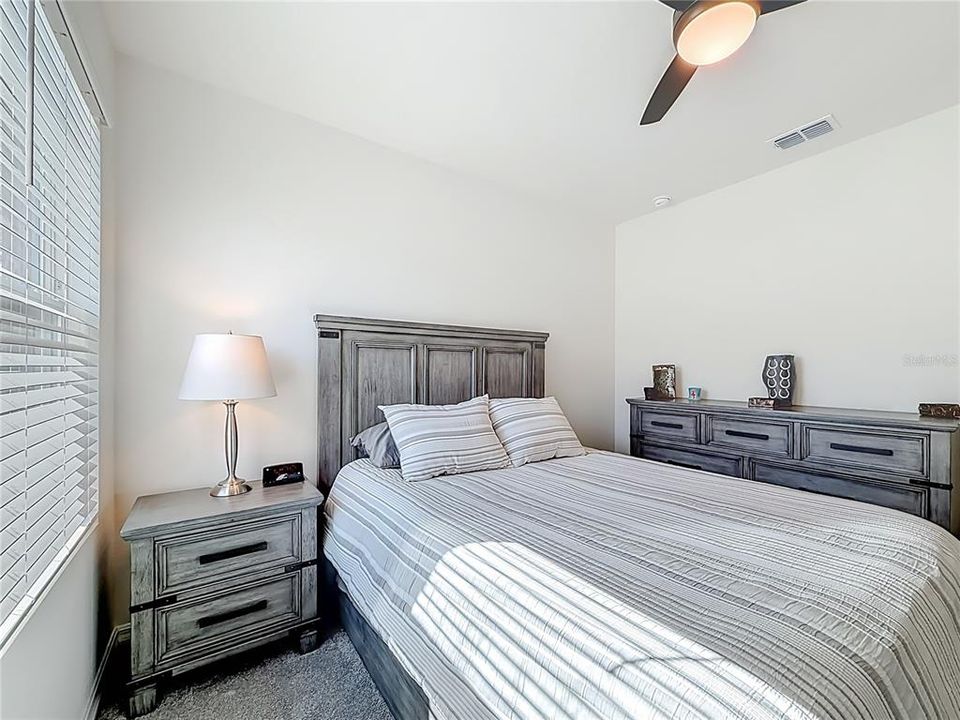 Active With Contract: $265,000 (3 beds, 2 baths, 1672 Square Feet)