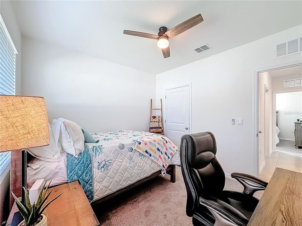 Active With Contract: $265,000 (3 beds, 2 baths, 1672 Square Feet)