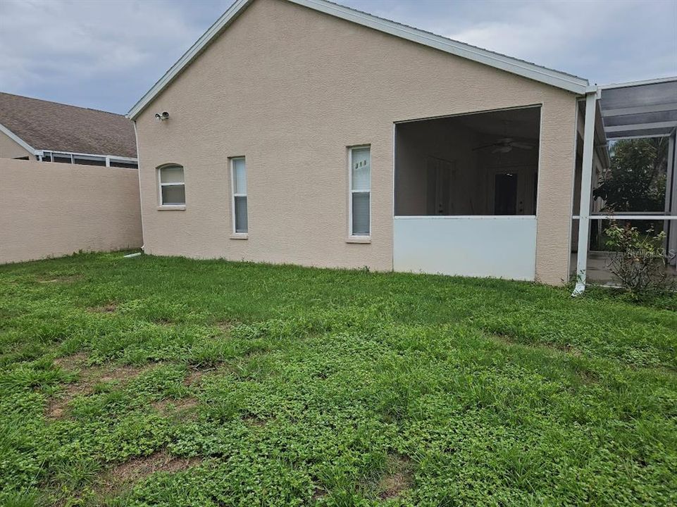 待售: $275,000 (3 贝兹, 2 浴室, 1832 平方英尺)