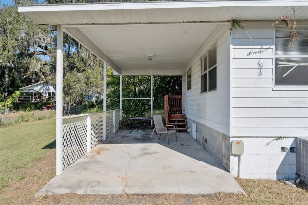 Active With Contract: $90,000 (1 beds, 1 baths, 576 Square Feet)