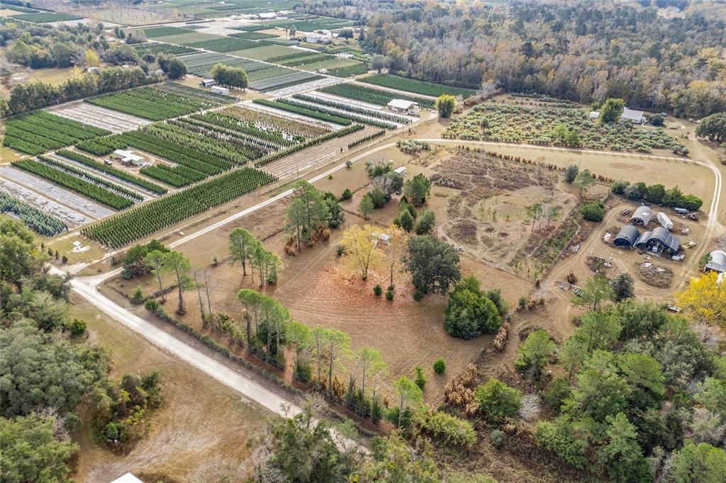 待售: $175,000 (5.13 acres)