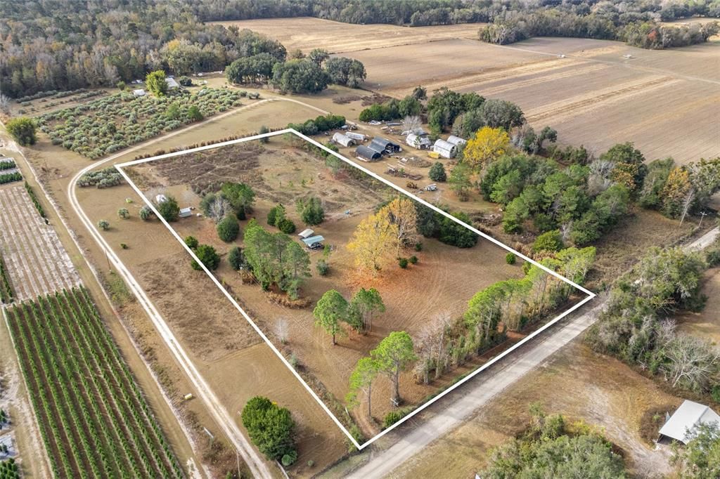 待售: $175,000 (5.13 acres)