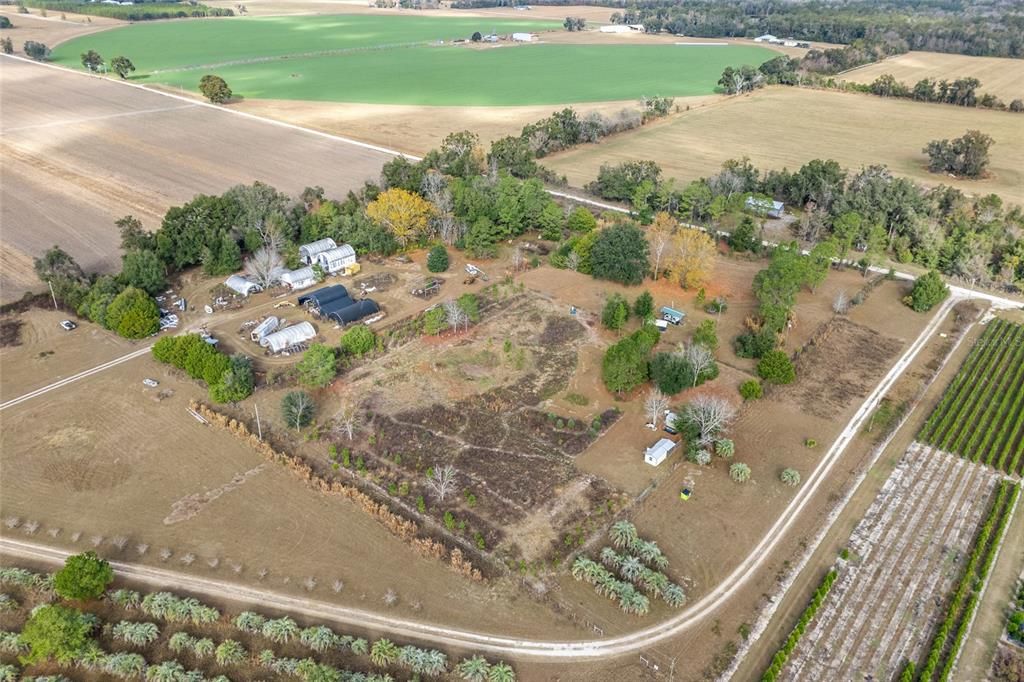 待售: $175,000 (5.13 acres)