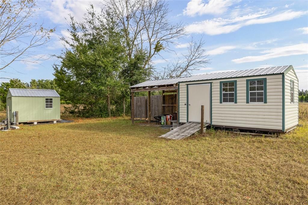 待售: $175,000 (5.13 acres)