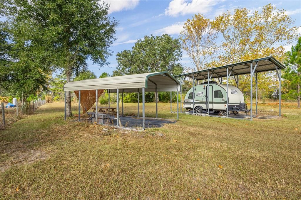 待售: $175,000 (5.13 acres)