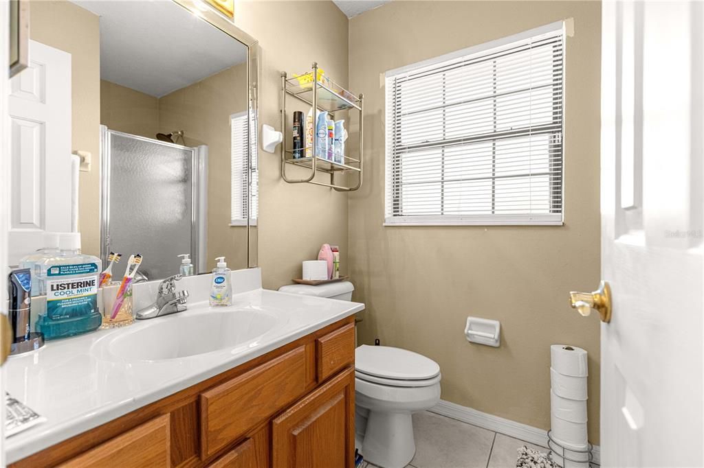 待售: $375,000 (4 贝兹, 3 浴室, 2207 平方英尺)