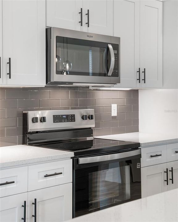 For Rent: $2,495 (4 beds, 2 baths, 1882 Square Feet)