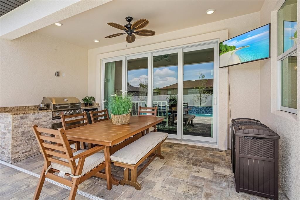 For Sale: $649,000 (4 beds, 2 baths, 2627 Square Feet)