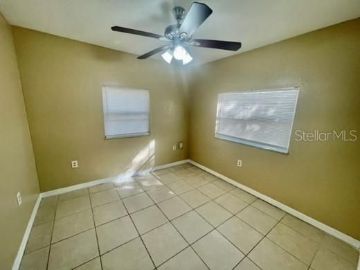 For Rent: $1,795 (3 beds, 1 baths, 960 Square Feet)