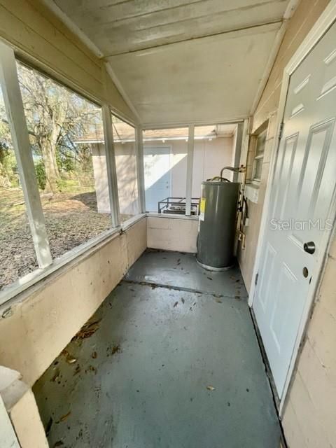 For Rent: $1,795 (3 beds, 1 baths, 960 Square Feet)