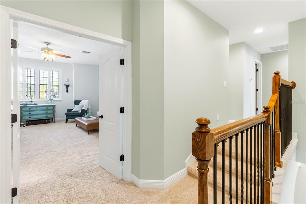 For Sale: $820,000 (5 beds, 3 baths, 3546 Square Feet)