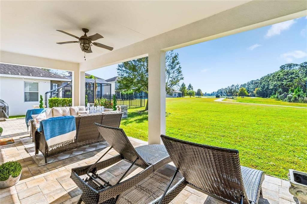 For Sale: $820,000 (5 beds, 3 baths, 3546 Square Feet)