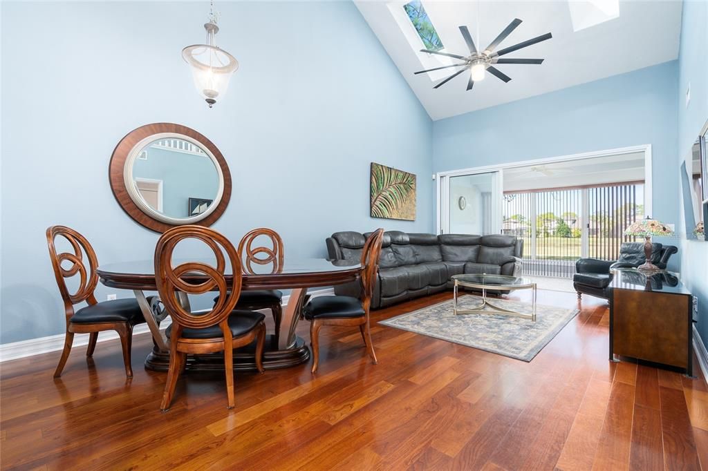 For Sale: $385,000 (3 beds, 3 baths, 1991 Square Feet)