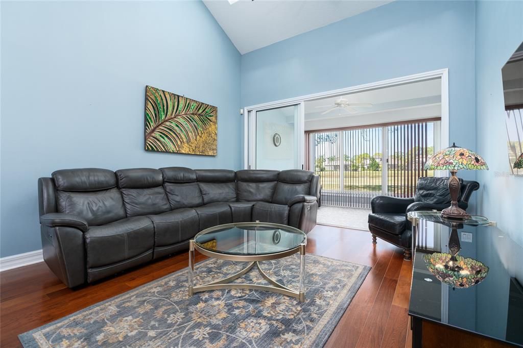 For Sale: $385,000 (3 beds, 3 baths, 1991 Square Feet)