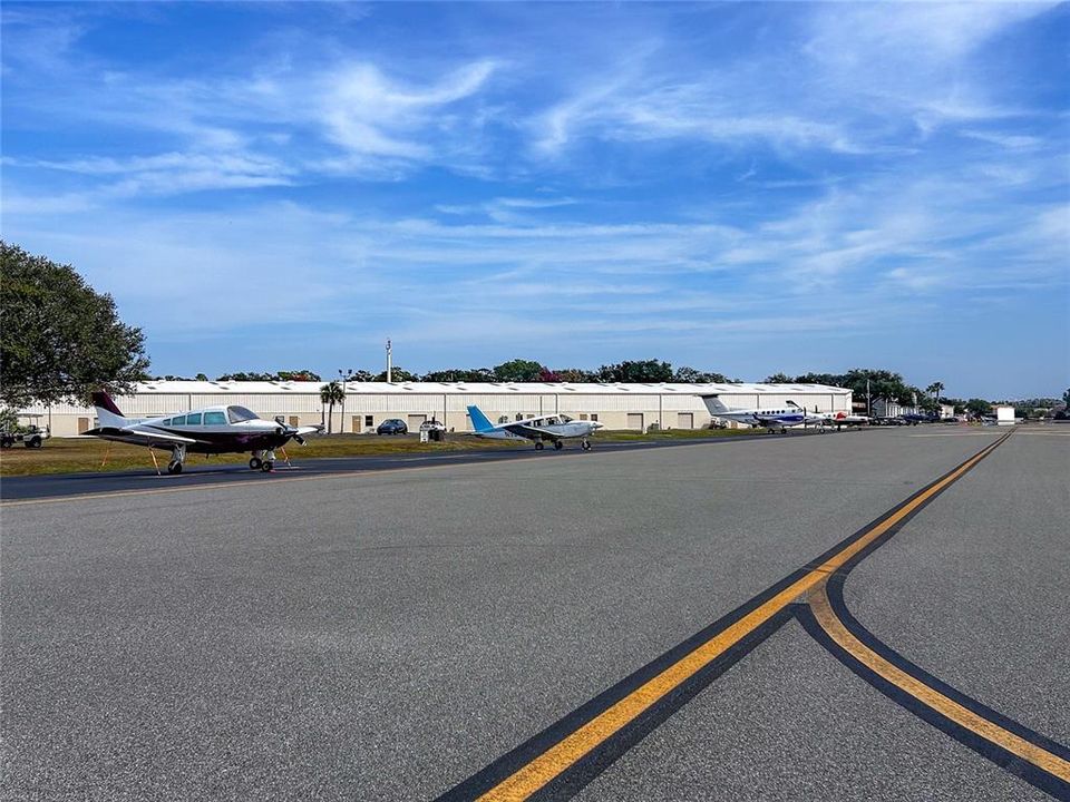 For Sale: $385,000 (3 beds, 3 baths, 1991 Square Feet)