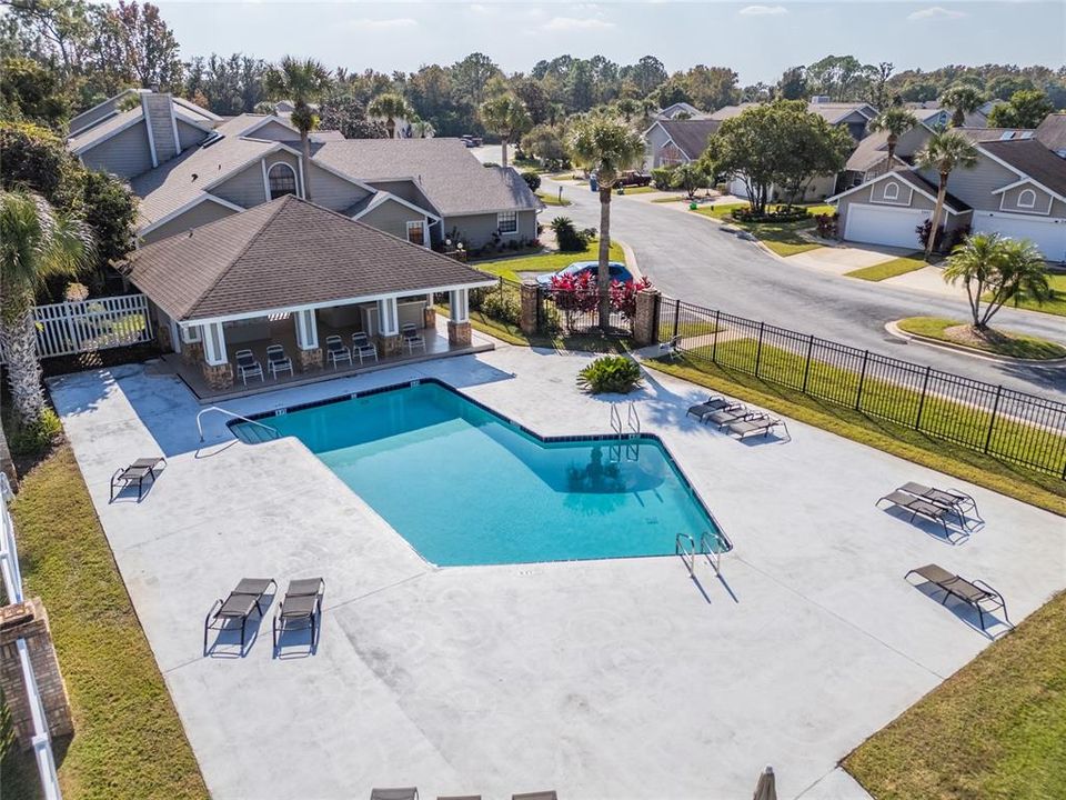 For Sale: $385,000 (3 beds, 3 baths, 1991 Square Feet)