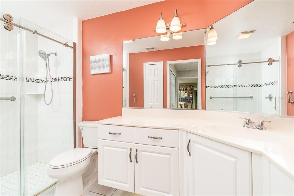 For Sale: $385,000 (3 beds, 3 baths, 1991 Square Feet)