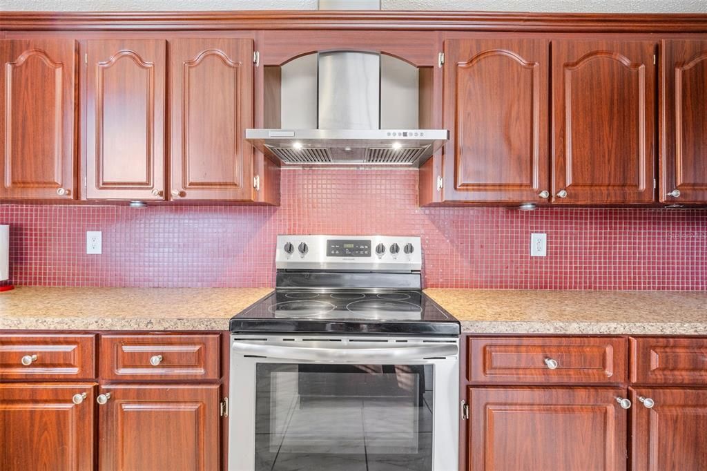 For Sale: $345,000 (2 beds, 2 baths, 1485 Square Feet)