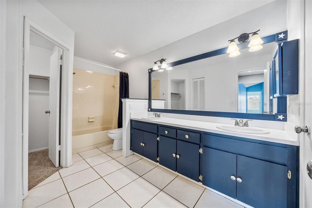 For Sale: $345,000 (2 beds, 2 baths, 1485 Square Feet)