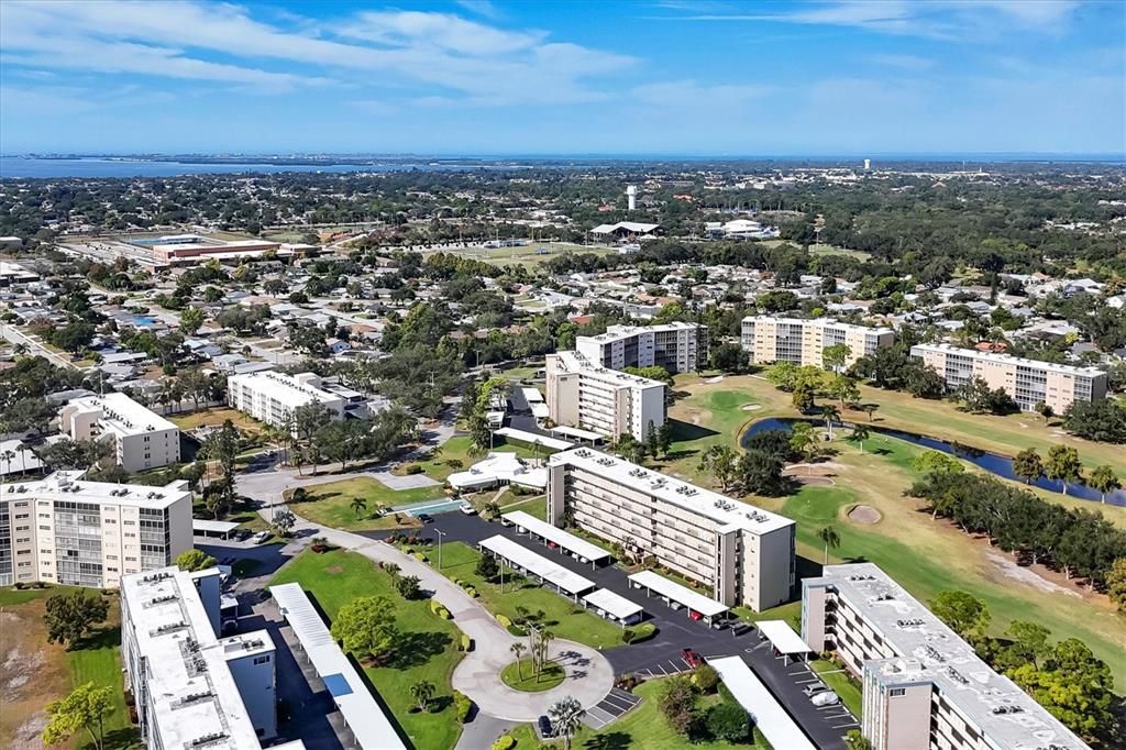 For Sale: $195,000 (2 beds, 2 baths, 1008 Square Feet)