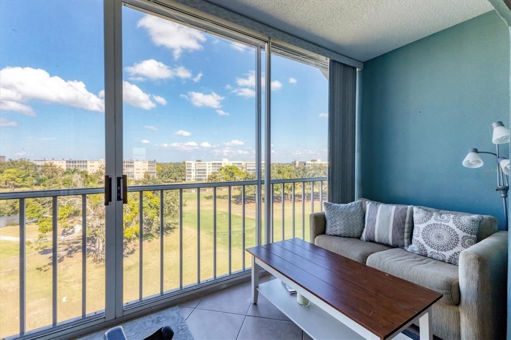 For Sale: $195,000 (2 beds, 2 baths, 1008 Square Feet)