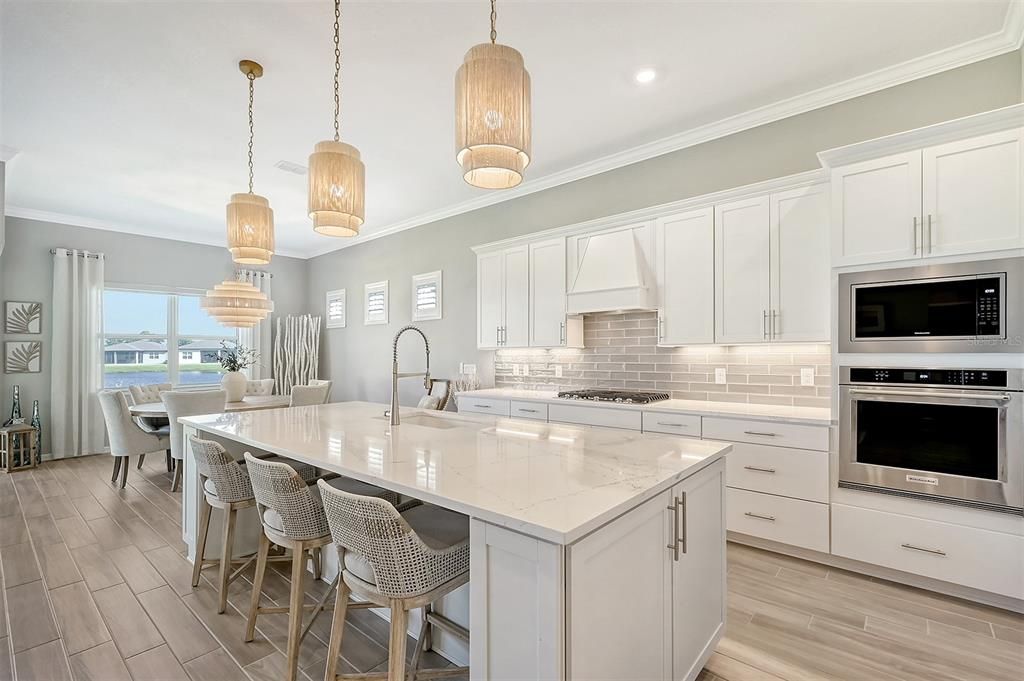 待售: $797,000 (3 贝兹, 3 浴室, 2482 平方英尺)