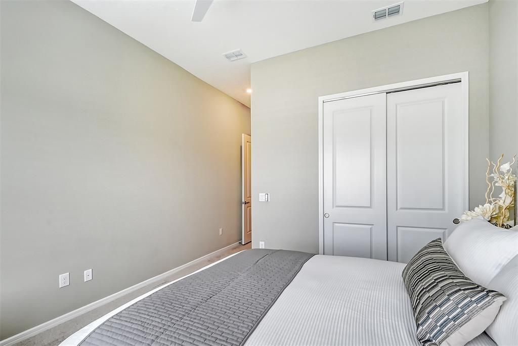 待售: $797,000 (3 贝兹, 3 浴室, 2482 平方英尺)