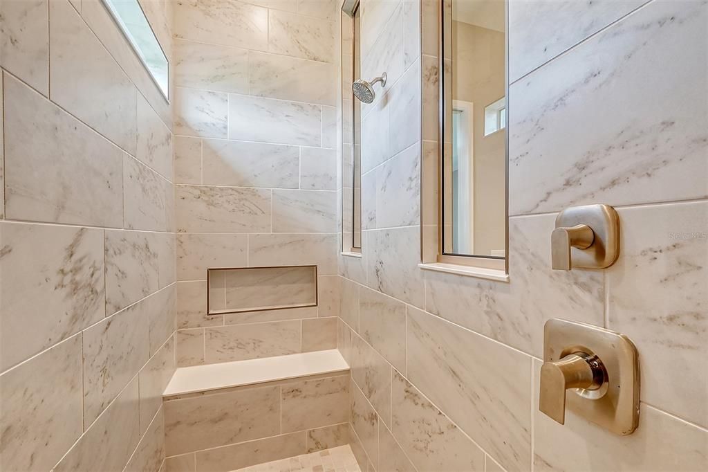 待售: $797,000 (3 贝兹, 3 浴室, 2482 平方英尺)