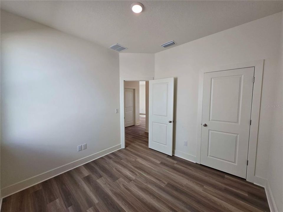 En Venta: $333,700 (3 camas, 2 baños, 1472 Pies cuadrados)