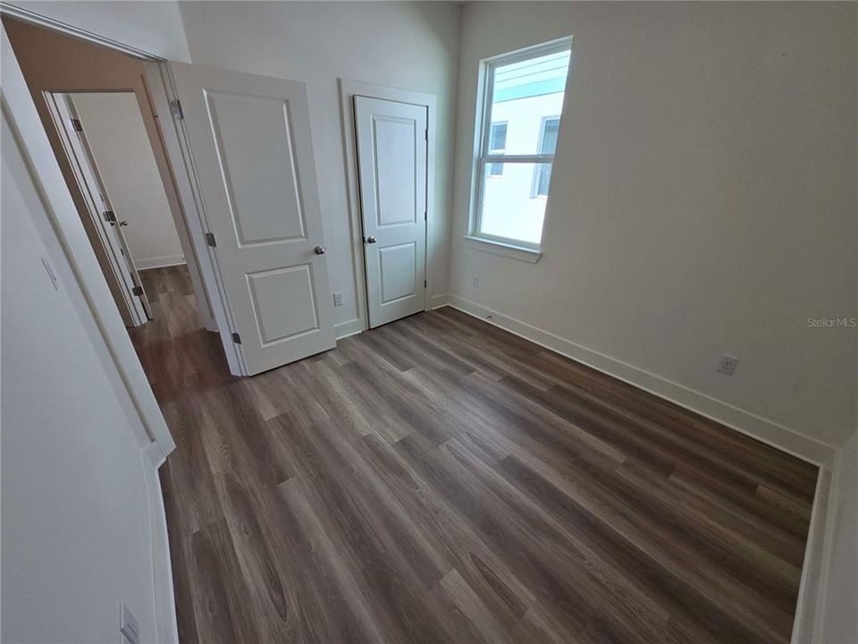 En Venta: $333,700 (3 camas, 2 baños, 1472 Pies cuadrados)