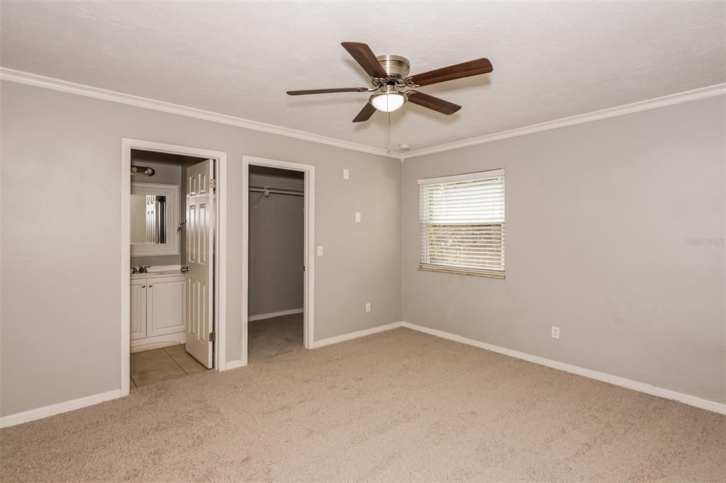 出租: $2,045 (3 贝兹, 2 浴室, 1288 平方英尺)