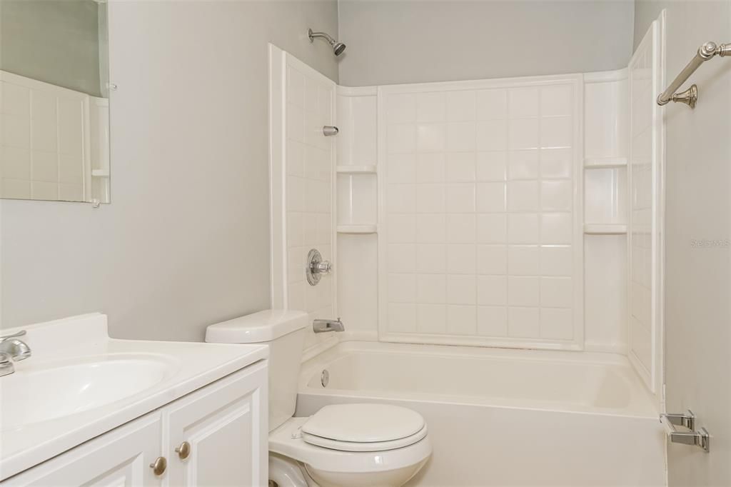 出租: $2,045 (3 贝兹, 2 浴室, 1288 平方英尺)