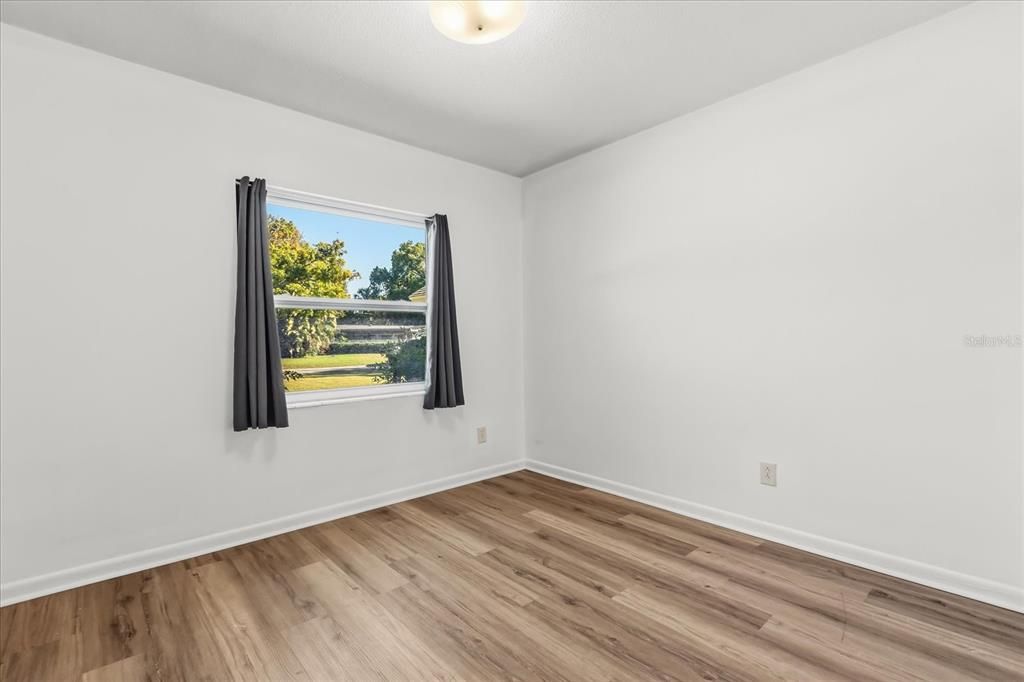 Active With Contract: $395,000 (3 beds, 2 baths, 1516 Square Feet)