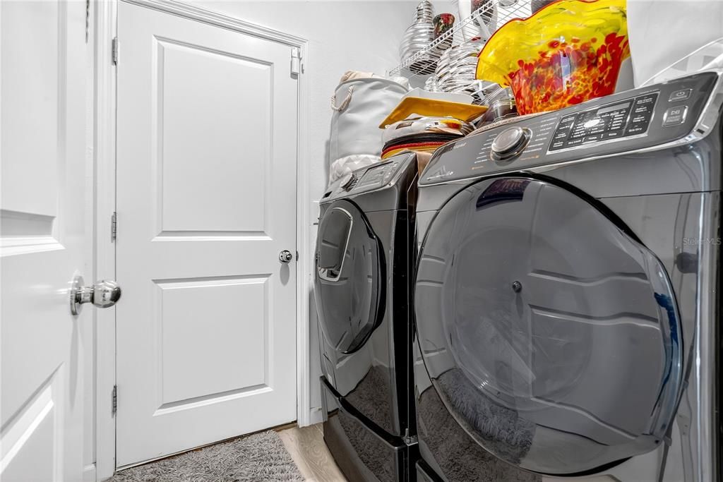 待售: $344,900 (4 贝兹, 3 浴室, 2039 平方英尺)