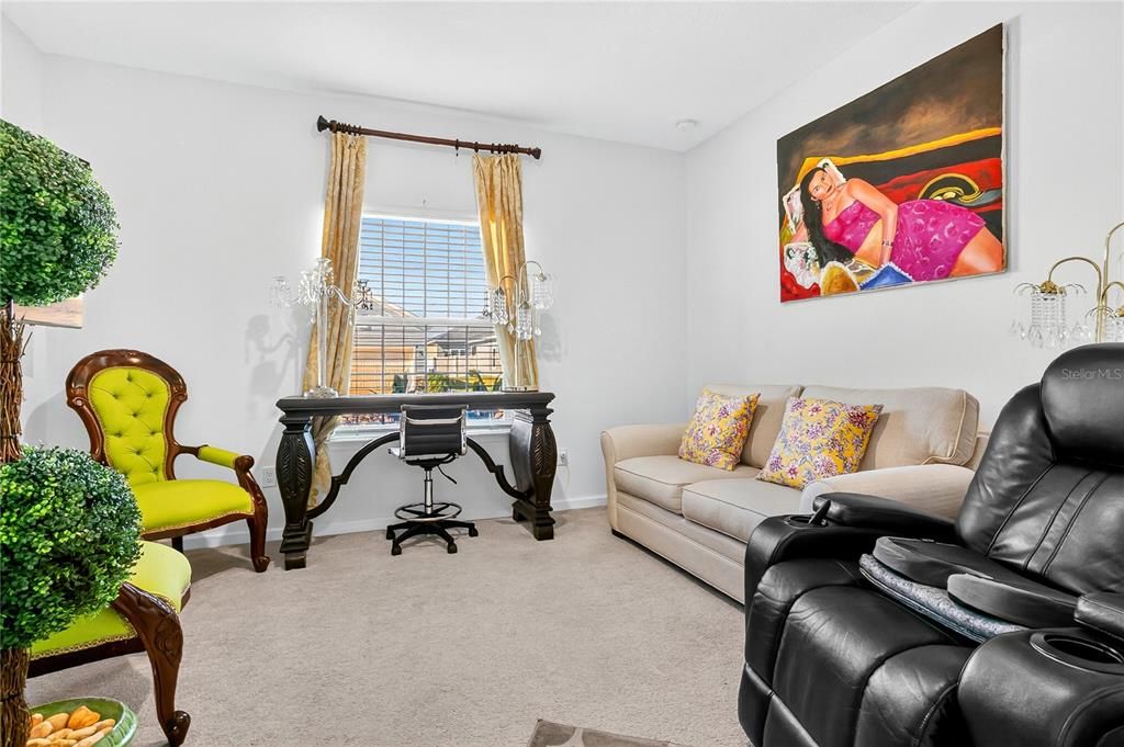 待售: $344,900 (4 贝兹, 3 浴室, 2039 平方英尺)