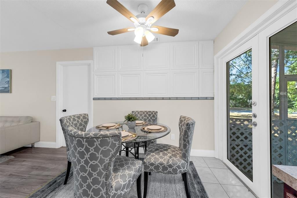 Active With Contract: $290,000 (2 beds, 1 baths, 875 Square Feet)