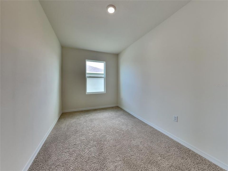 For Rent: $2,899 (7 beds, 4 baths, 2774 Square Feet)